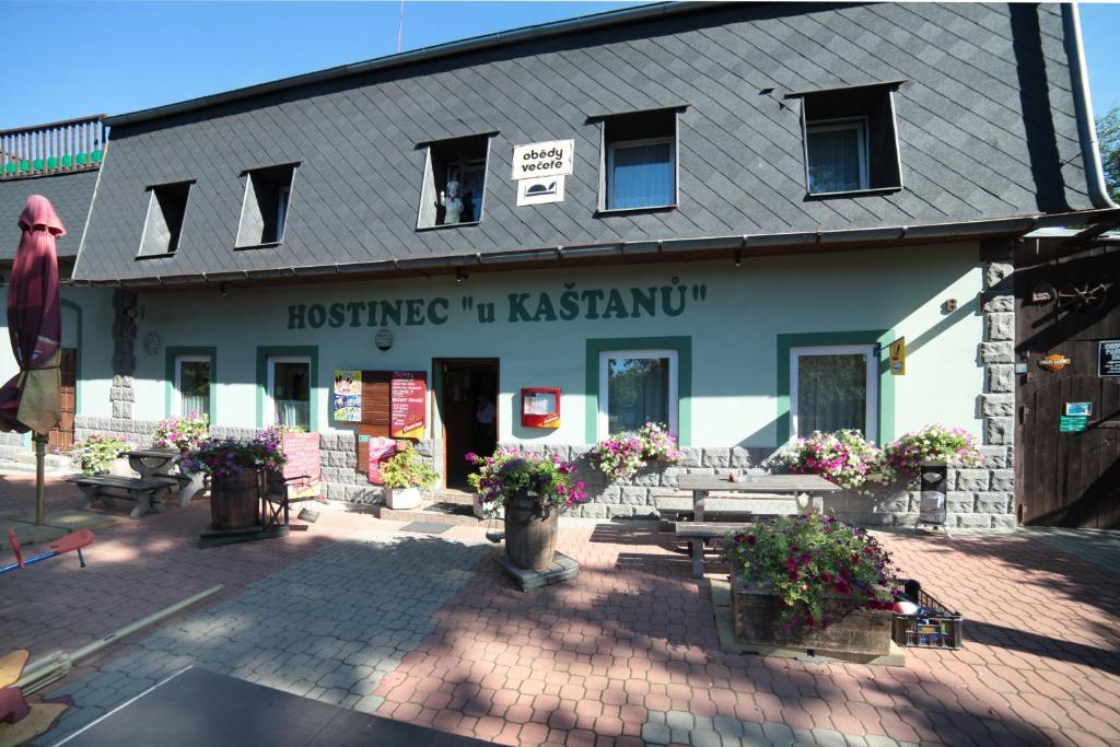 Pension U Kastanu Karlsbad Eksteriør billede